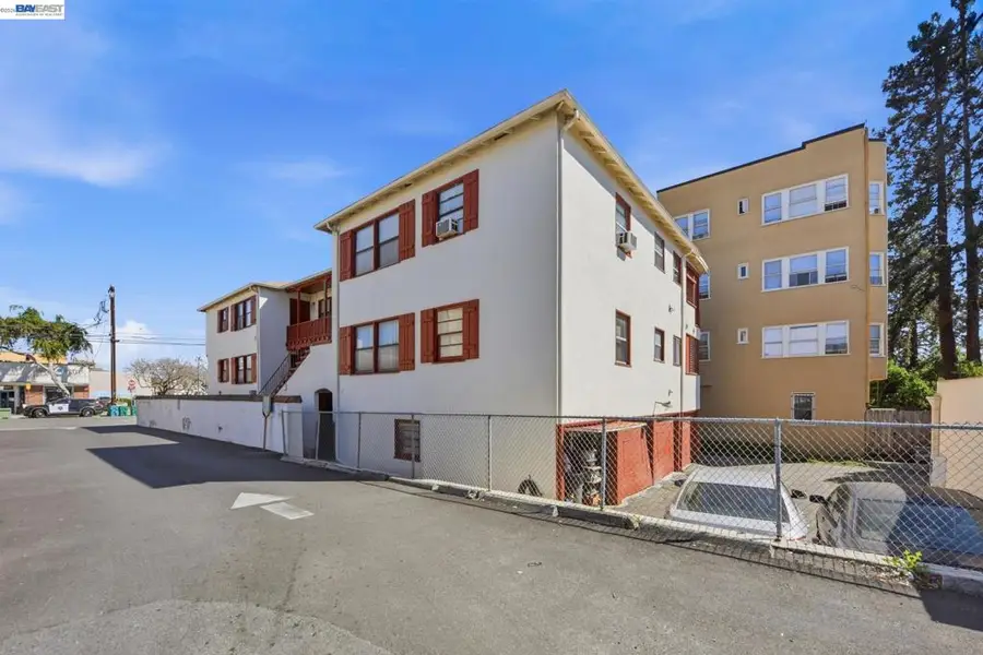 712 Santa Clara Avenue, Alameda, CA 94501 - #2