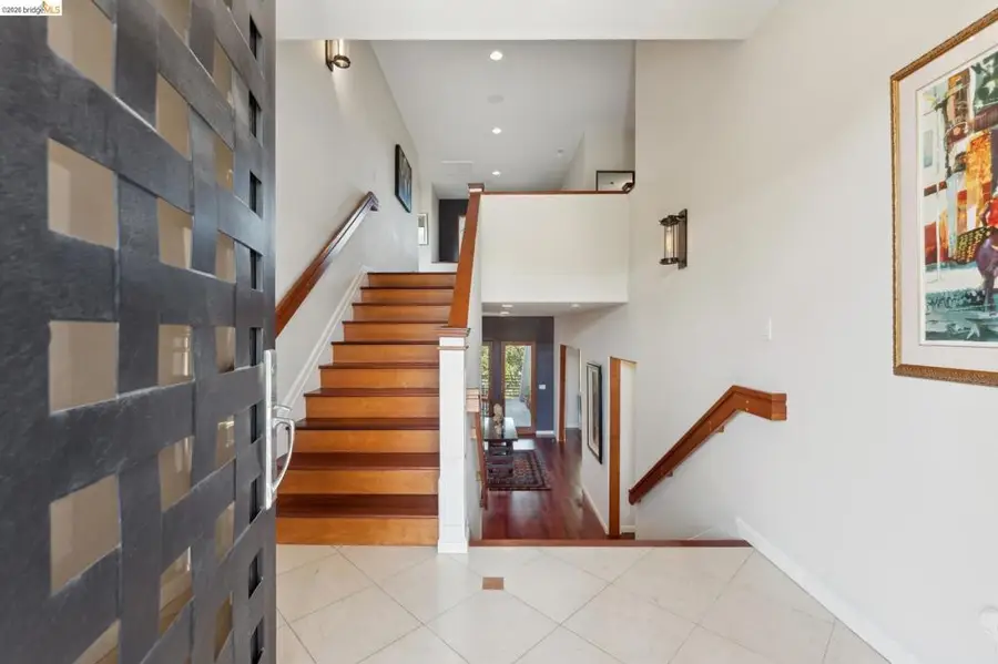 13454 Campus Dr, Oakland, CA 94619 - #2