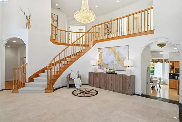 750 Vista Hill Ter, Fremont, CA 94539