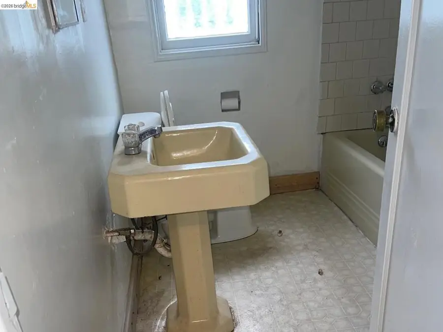 1626 104th Ave, Oakland, CA 94603 - #3