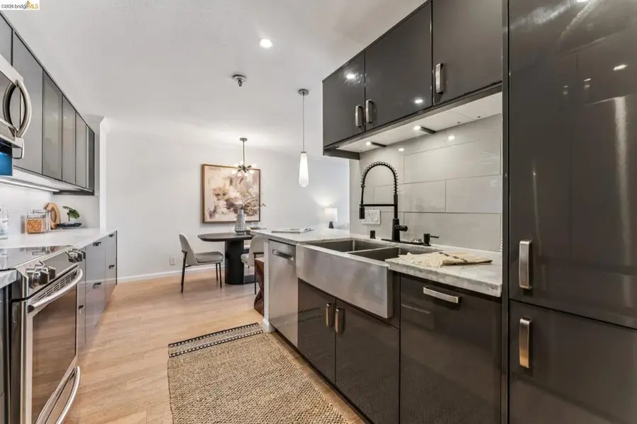 389 Belmont Street #411, Oakland, CA 94610 - #3