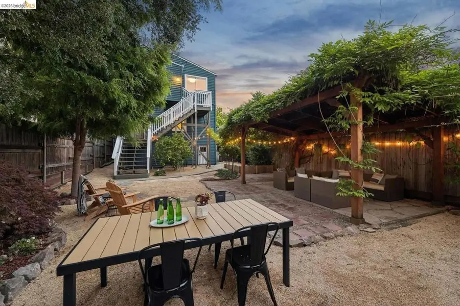 1357 E 25th St, Oakland, CA 94606 - #2