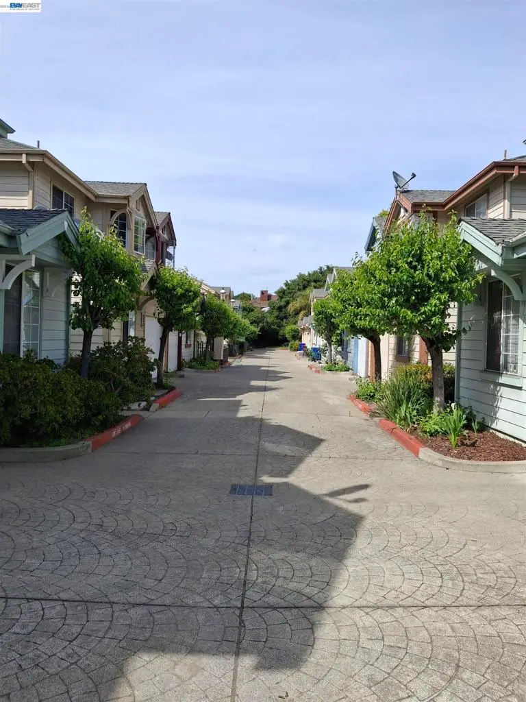 1476 Adeline St, Oakland, CA 94607 - #2