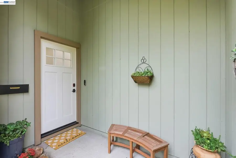 1163 Admiralty Ln, Alameda, CA 94502 - #3