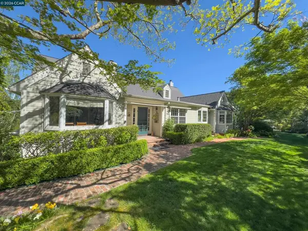 84 Quail Ln, Martinez, CA 94553