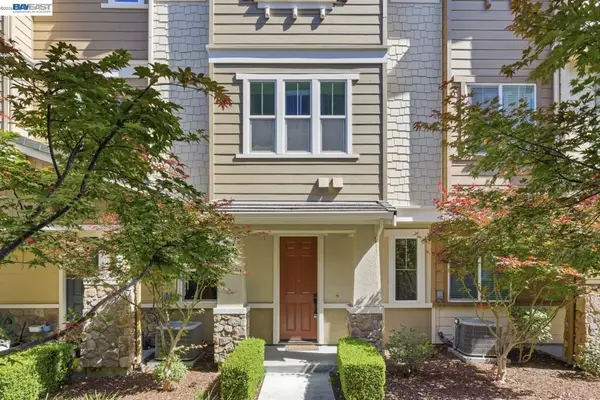 6677 S Mariposa Ln, Dublin, CA 94568