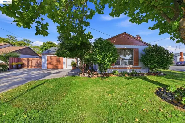 15274 Inverness St, San Leandro, CA 94579