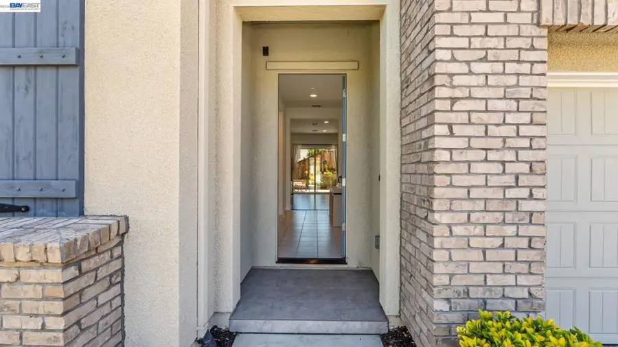 4022 Chalk Hill Way, Dublin, CA 94568 - #2
