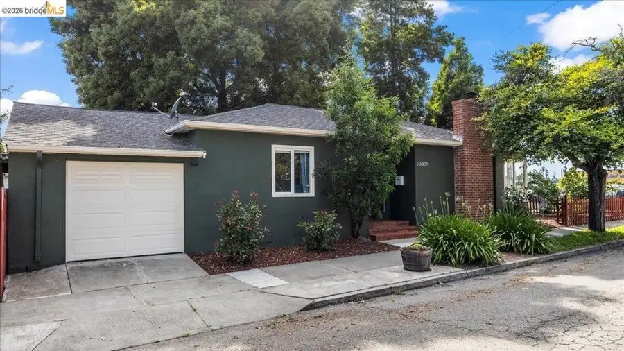 10809 Mcintyre St, Oakland, CA 94605 - #2