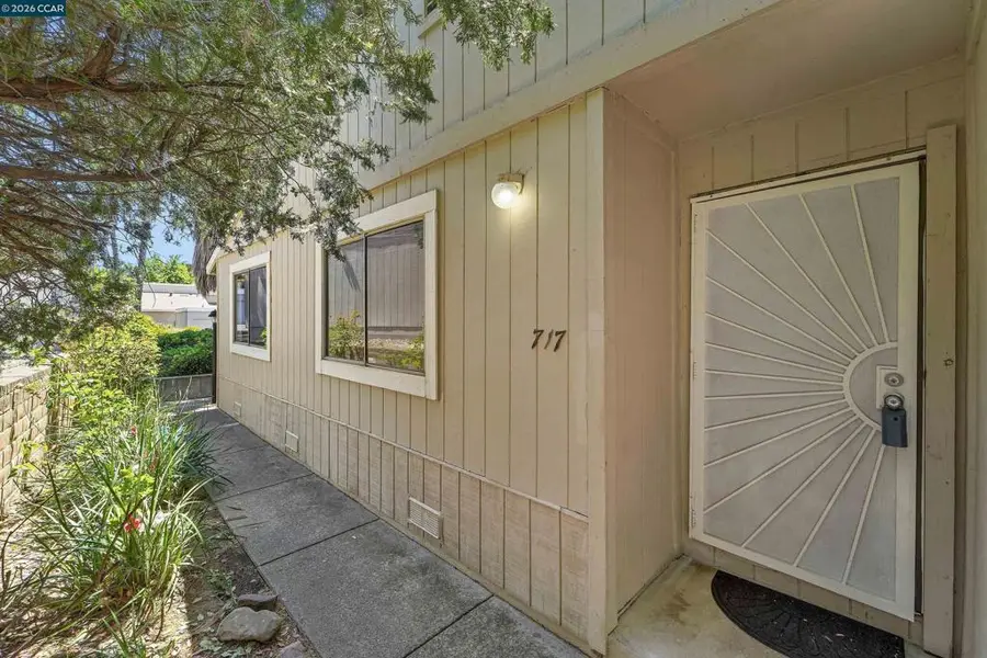 717 Beelard Dr, Vacaville, CA 95687 - #2