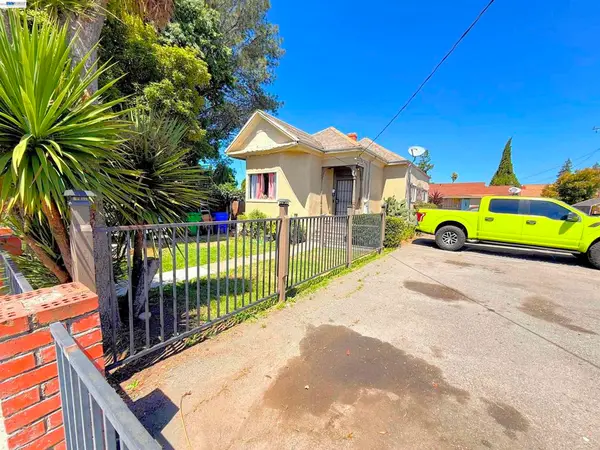 591 W Sunset Blvd, Hayward, CA 94541