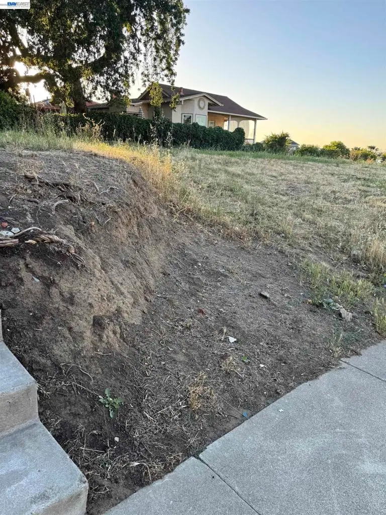 301 W 3rd., Antioch, CA 94509 - #3