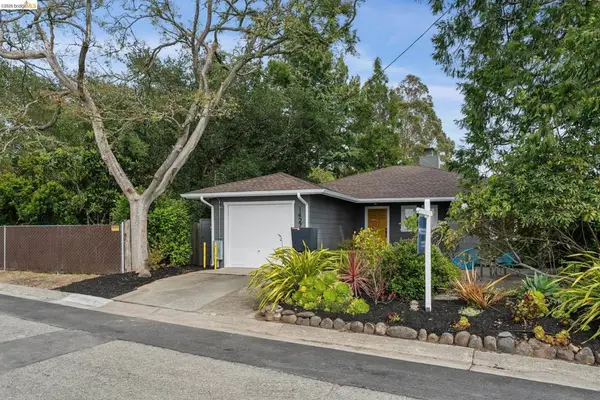 1427 Summit Rd, Berkeley, CA 94708
