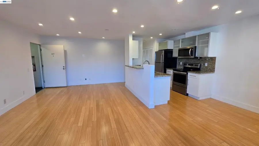 2884 Sawtelle Blvd #217, Los Angeles, CA 90064 - #2