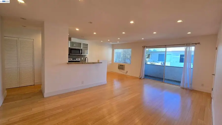 2884 Sawtelle Blvd #217, Los Angeles, CA 90064 - #3