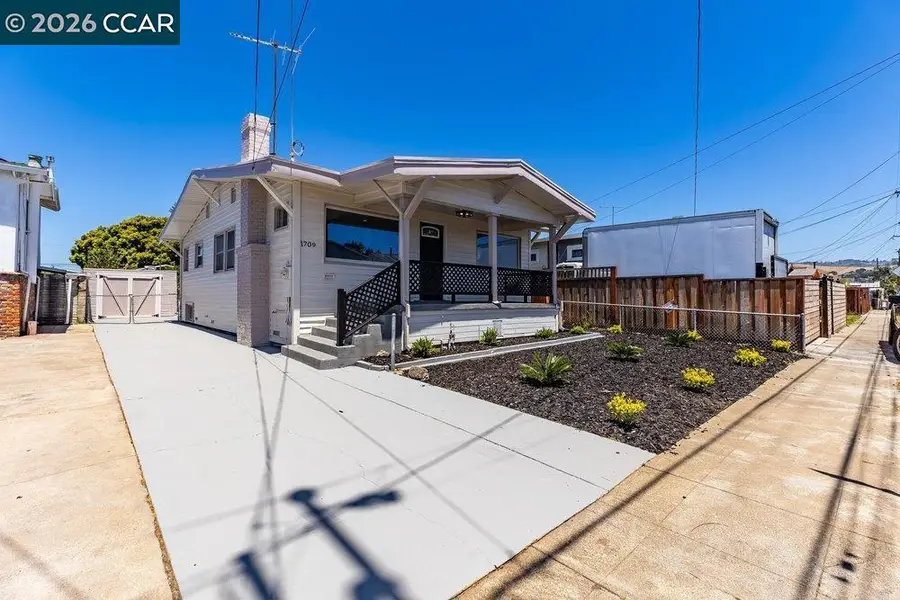1709 Auseon Ave, Oakland, CA 94621 - #2
