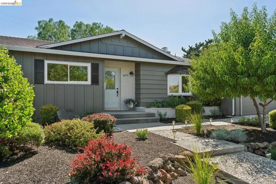 1679 Westwood Dr, Concord, CA 94521 - #2