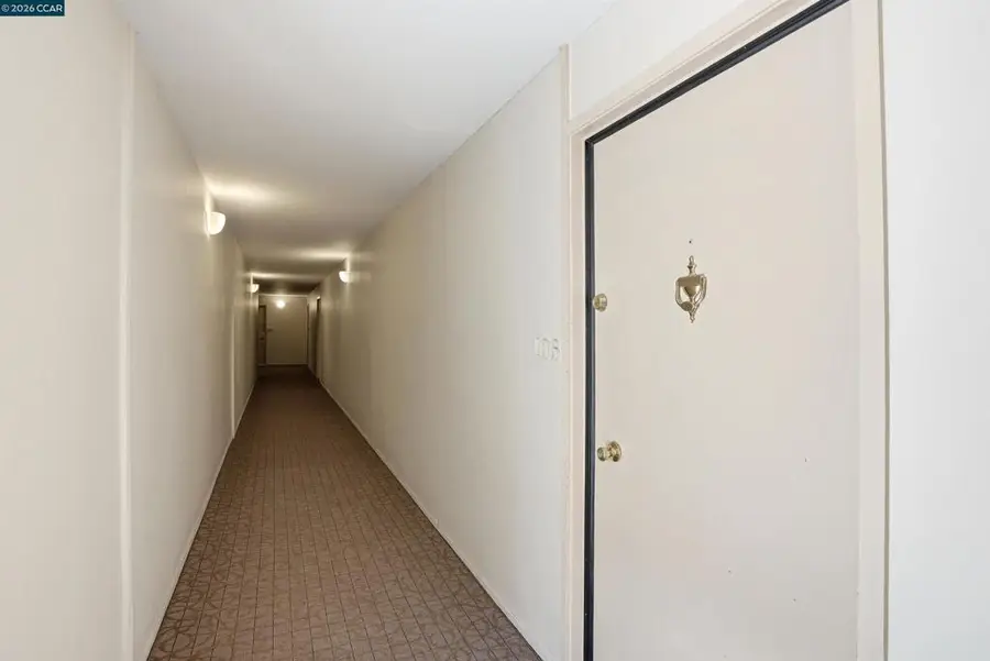 250 Whitmore St #106, Oakland, CA 94611 - #3