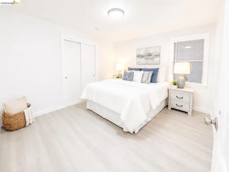 810 Pierce St, Albany, CA 94706 - #2