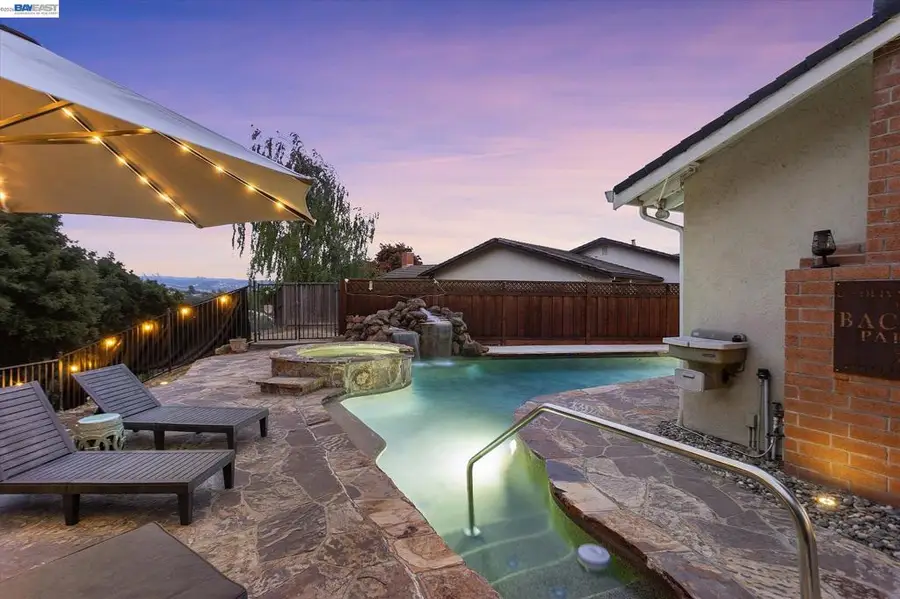 5736 Medallion Ct, Castro Valley, CA 94552 - #3