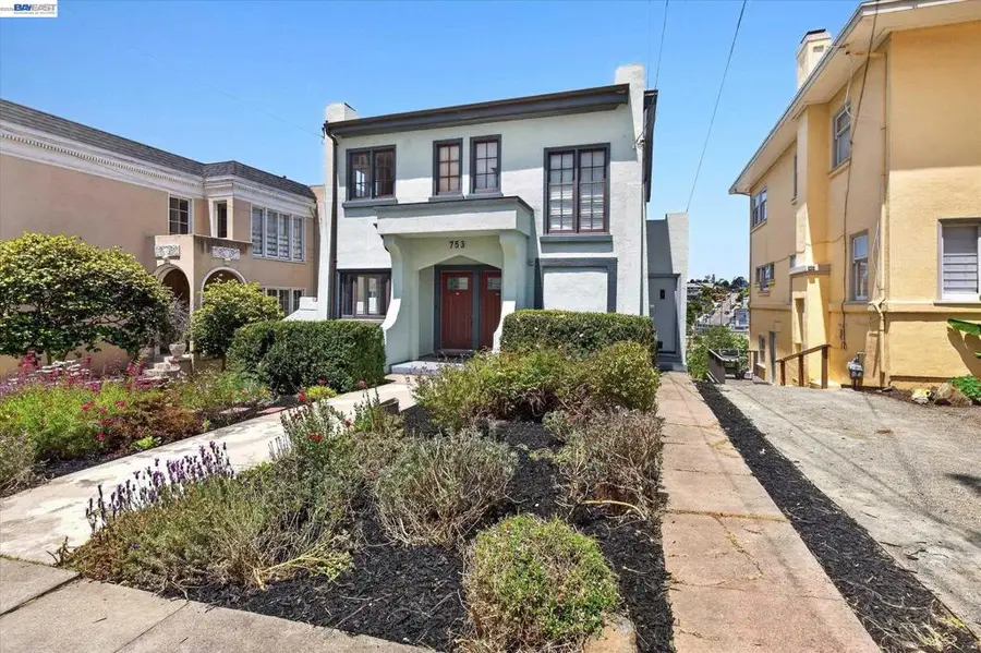 753 Warfield Ave, Oakland, CA 94610 - #2