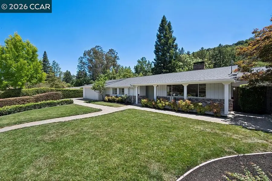3435 Black Hawk Rd, Lafayette, CA 94549 - #2