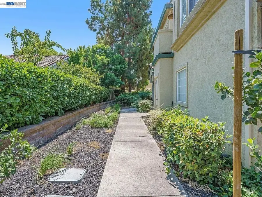 4071 Ghiotti Dr, Pleasanton, CA 94588 - #3