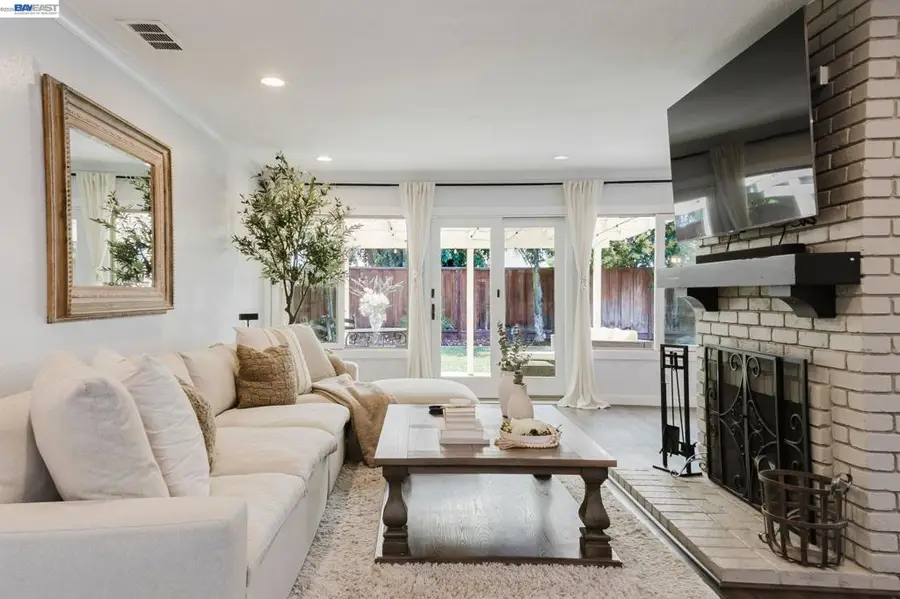 220 Yosemite Dr., Livermore, CA 94551 - #2