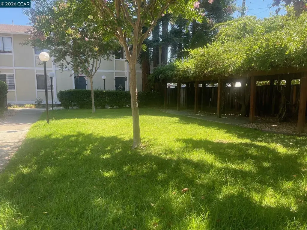 1140 Detroit Ave #14, Concord, CA 94520 - #1