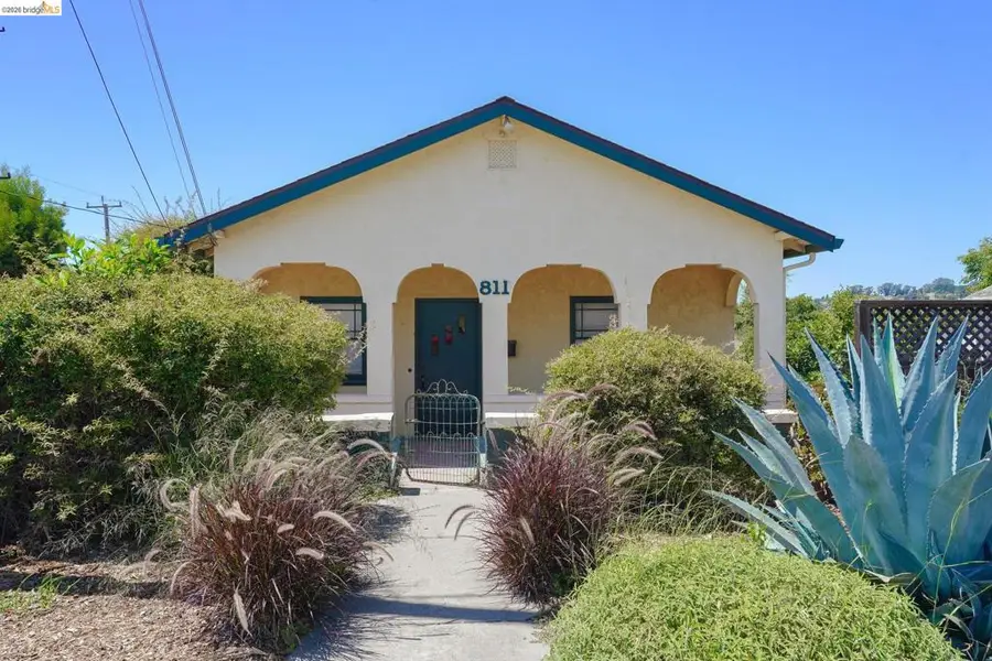 811 E 6th Street, Benicia, CA 94510 - #3