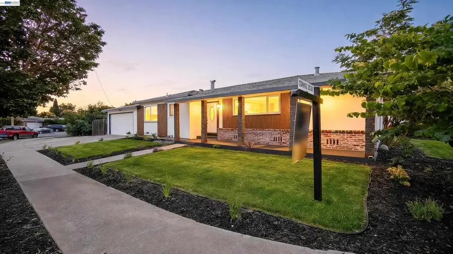7 Newhall St, Hayward, CA 94544 - #3