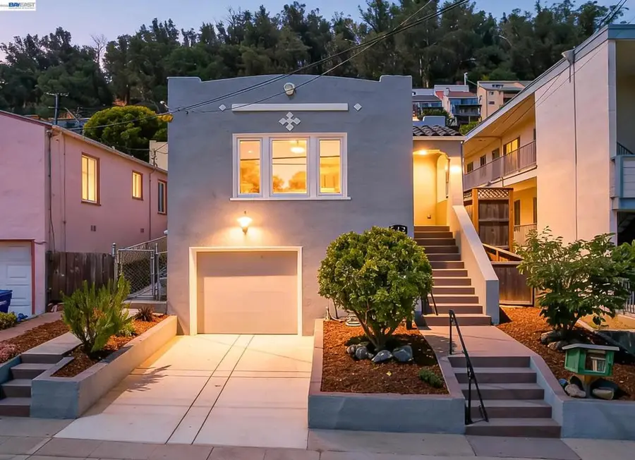 542 Adams St, Albany, CA 94706 - #2