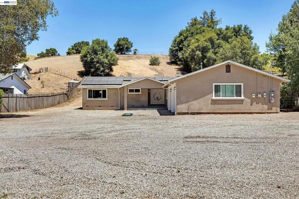 6344 Paloverde Rd, Castro Valley, CA 94552 - #1