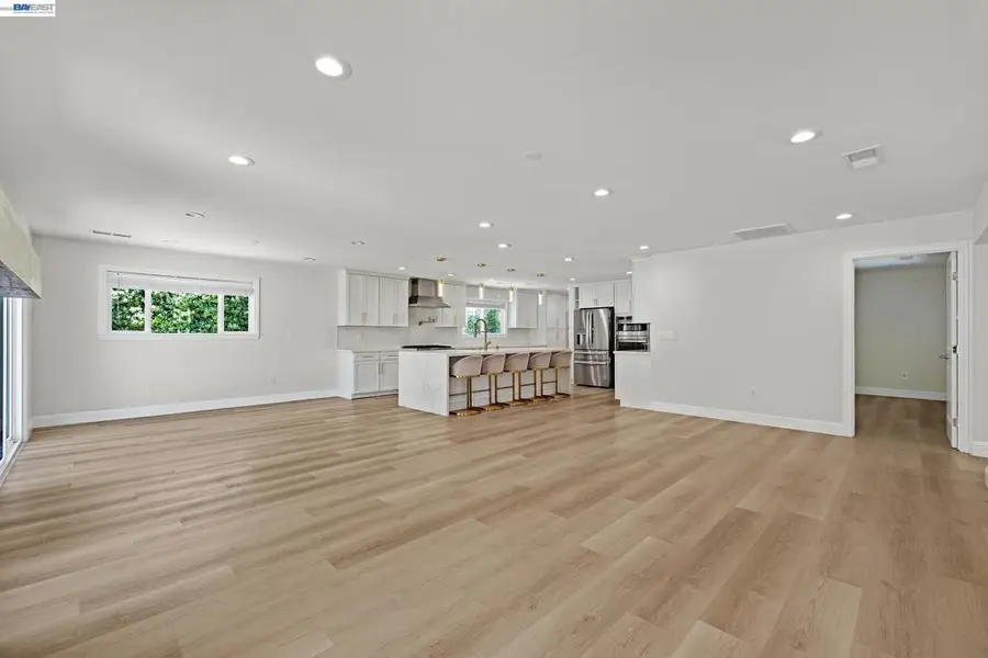6344 Paloverde Rd, Castro Valley, CA 94552 - #2