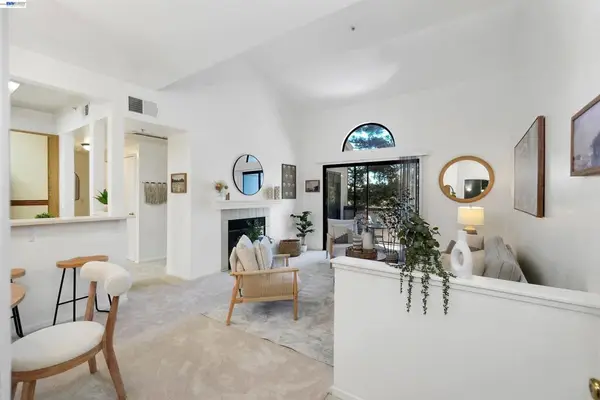 25850 Kay #326, Hayward, CA 94545