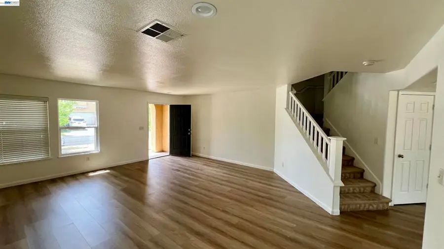 2249 Chamberlain St, Stockton, CA 95212 - #2