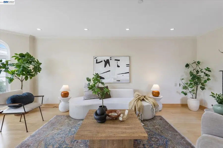 20 Dorado Ter #C, San Francisco, CA 94112 - #2