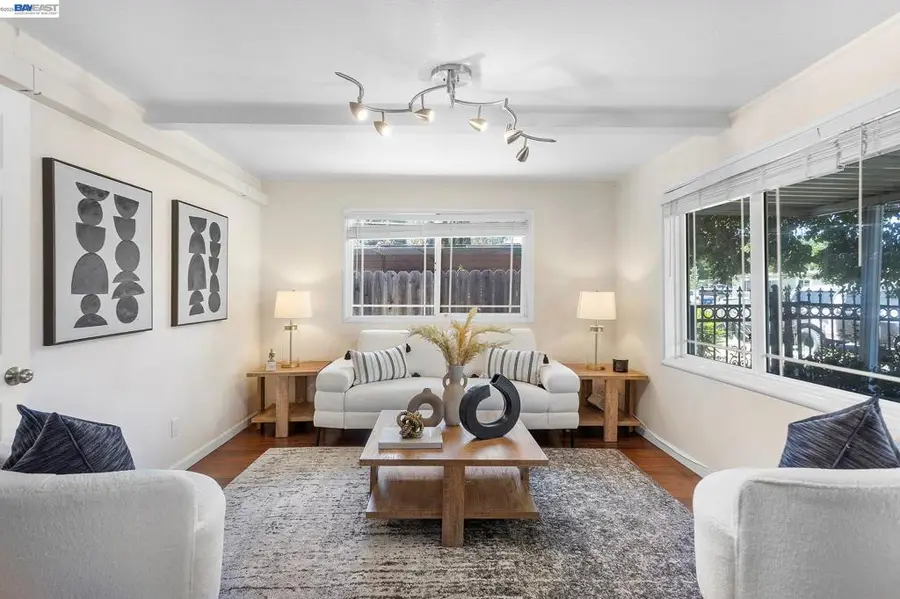 1691 Ashbury Dr, Concord, CA 94520 - #2
