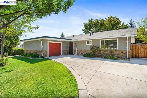 1280 Tulip Way, Livermore, CA 94551