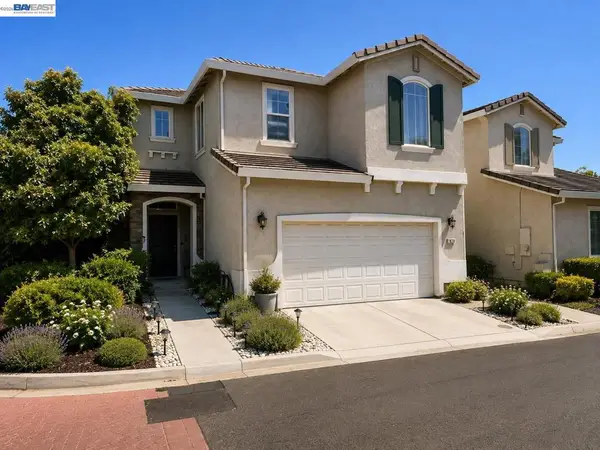 2359 Bayless, Sacramento, CA 95835