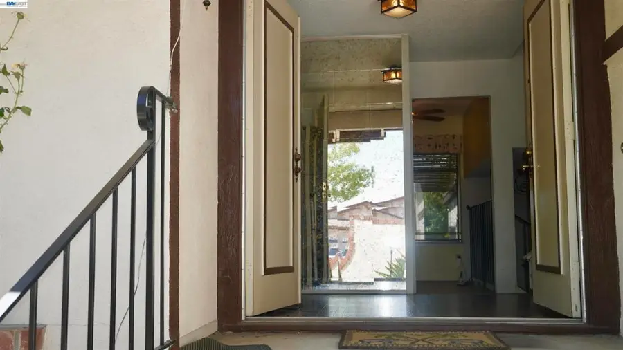 6420 Rancho Adobe Dr, Sacramento, CA 95828 - #2