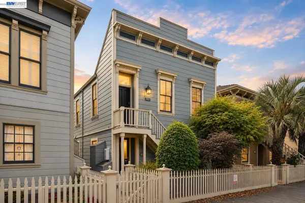 800 Delaware Street #1020, Berkeley, CA 94710