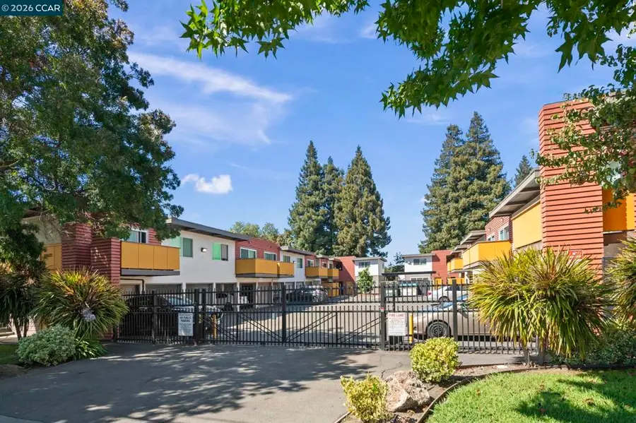 25013 Cypress Ave, Hayward, CA 94544 - #2