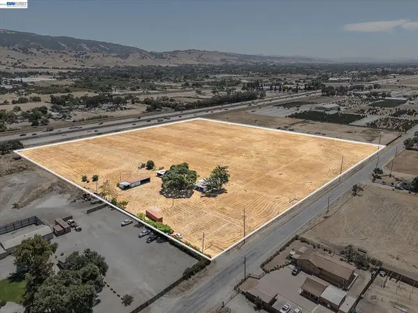 13690 Murphy Ave #e, San Martin, CA 95046