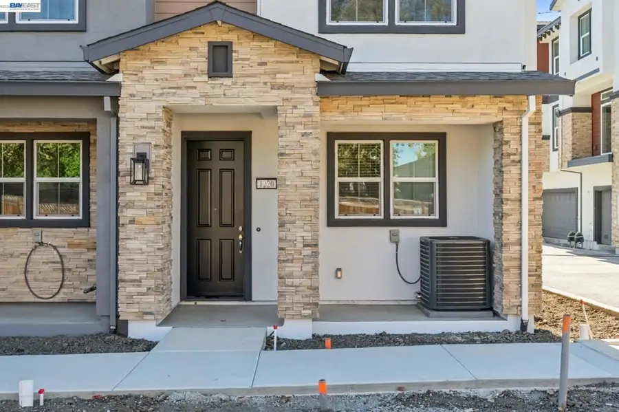 1216 Walters Ct, Concord, CA 94520 - #3