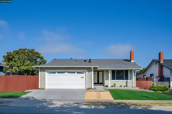 608 S 49th St, Richmond, CA 94804