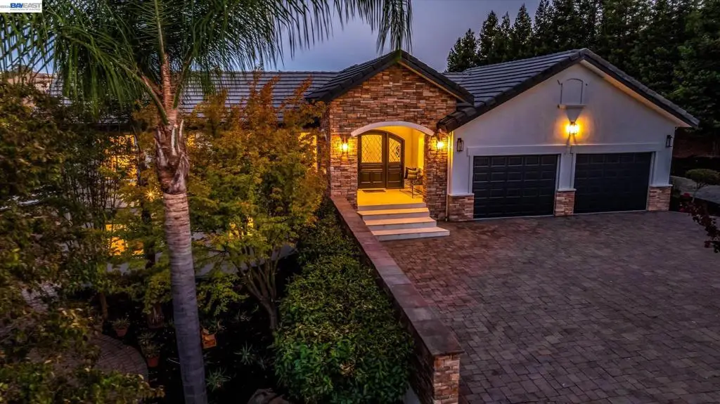 31 Hidden Hills Pl, Danville, CA 94506 - #1