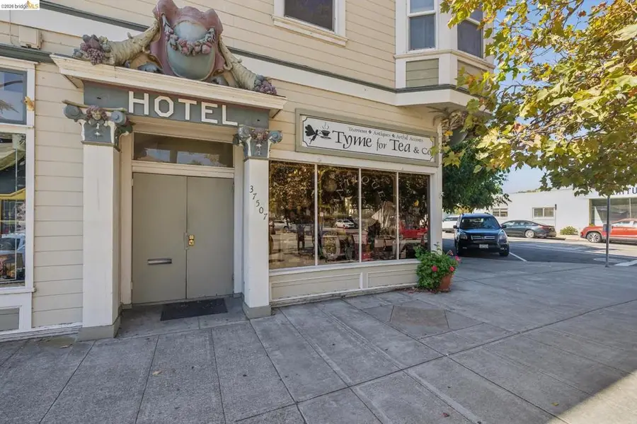 37501 Niles Blvd, Fremont, CA 94536 - #3