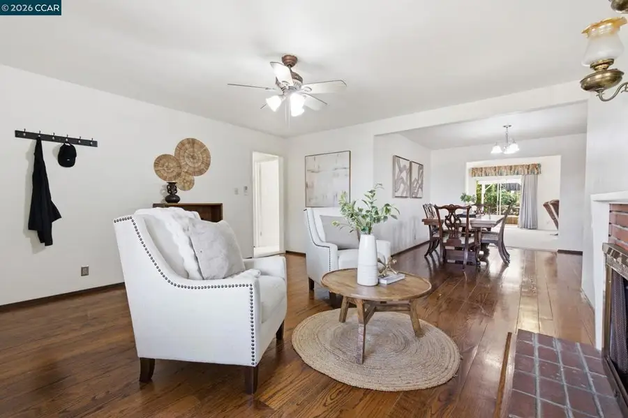 2977 Glenside Dr, Concord, CA 94520 - #2