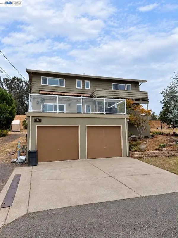 19041 Carlton Ave, Castro Valley, CA 94546